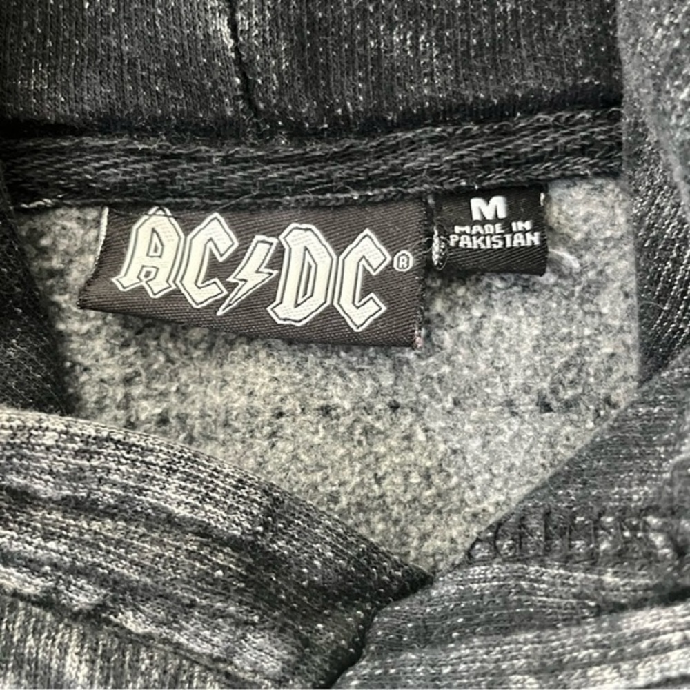 AC DC Summer Tour 1979 Crop Sweatshirt Hoodie Women Medium Acid Wash Great‎ - Picture 3 of 10